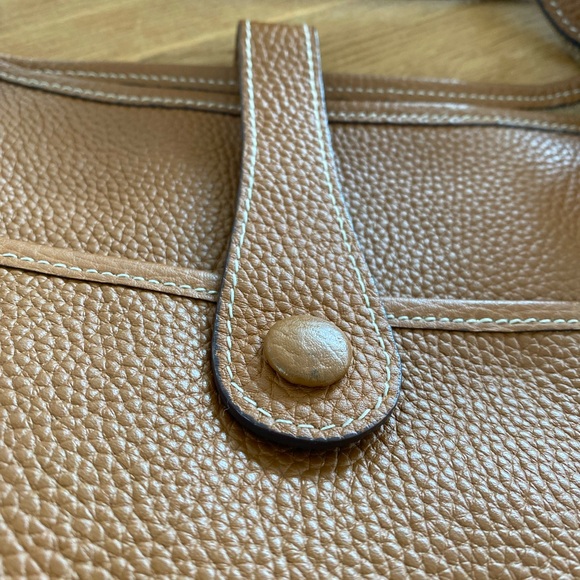 Camel colored Leather Women’s crossbody Bag - Picture 5 of 15
